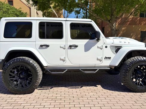 Used 2026 Jeep Wrangler Sahara image 2