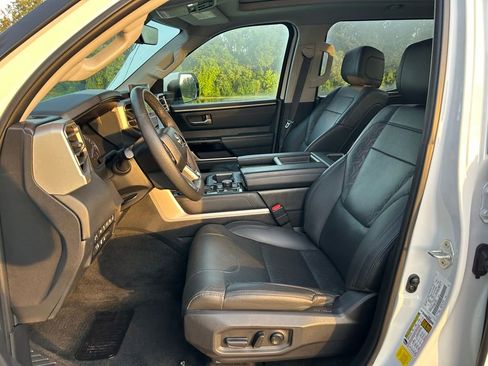 Used 2023 Toyota Tundra Limited w/ Power Package AWD/4WD image 15