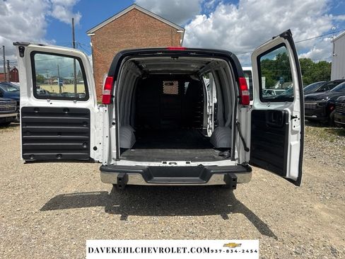 Used 2019 Chevrolet Express 2500 w/ Driver Convenience Package RWD image 13