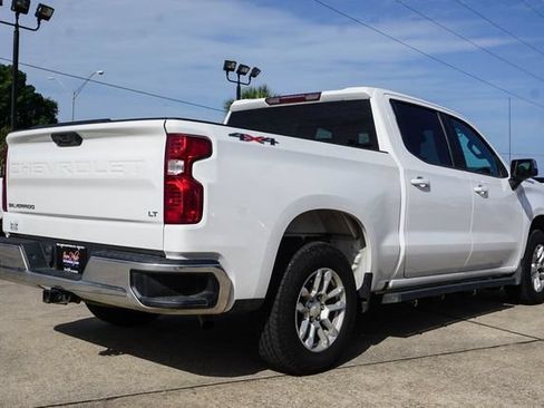 Used 2023 Chevrolet Silverado 1500 LT AWD/4WD image 4