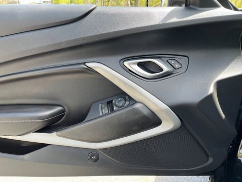 Used 2018 Chevrolet Camaro LT w/ RS Package image 6