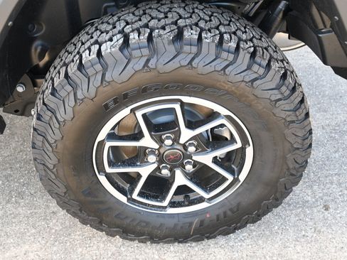 New 2025 Jeep Wrangler Rubicon image 7