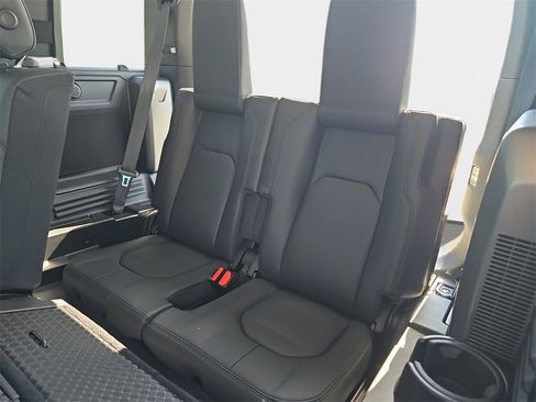 New 2026 Land Rover Defender 110 S image 12