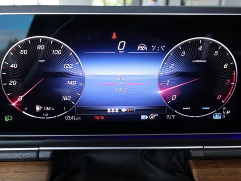 Used 2025 Mercedes-Benz GLE 350 4MATIC image 31