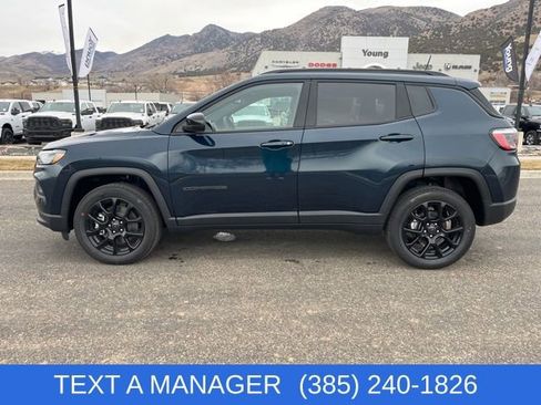 New 2026 Jeep Compass Latitude image 7