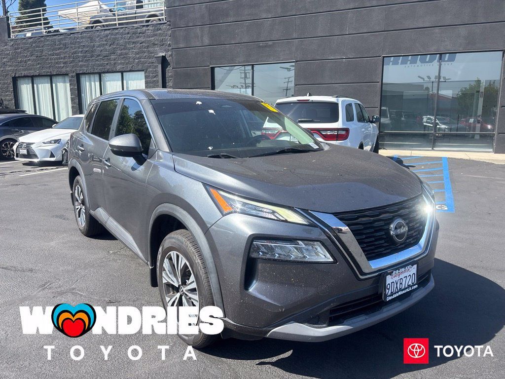 Used 2023 Nissan Rogue SV FWD image 1