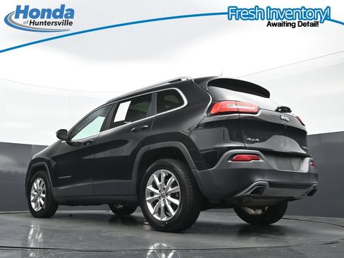 Used 2015 Jeep Cherokee Limited AWD/4WD image 31