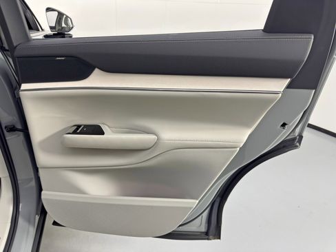 Used 2025 Volvo EX90 Ultra image 44