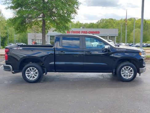 Used 2023 Chevrolet Silverado 1500 LT AWD/4WD image 27