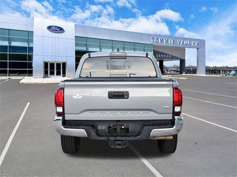 Used 2021 Toyota Tacoma SR5 image 3