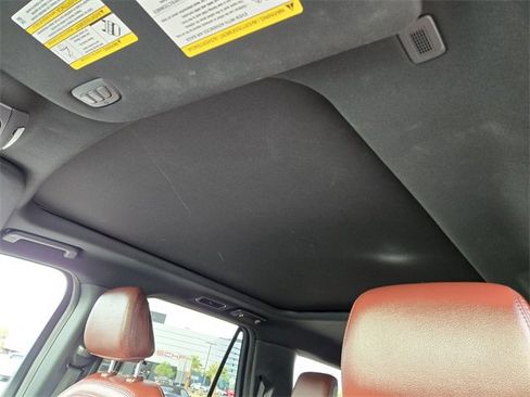 Used 2024 Ford Expedition Max Limited image 11