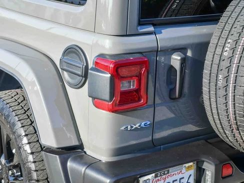 Used 2023 Jeep Wrangler Sahara image 6