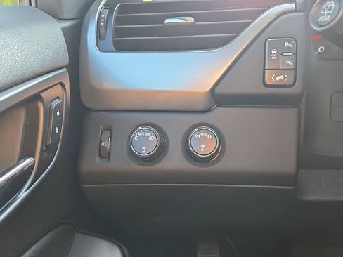 Used 2019 Chevrolet Tahoe LT AWD/4WD image 22