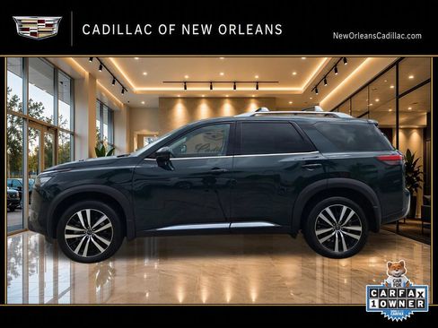 Used 2025 Nissan Pathfinder Platinum FWD image 6