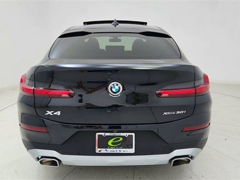 Used 2025 BMW X4 xDrive30i image 5