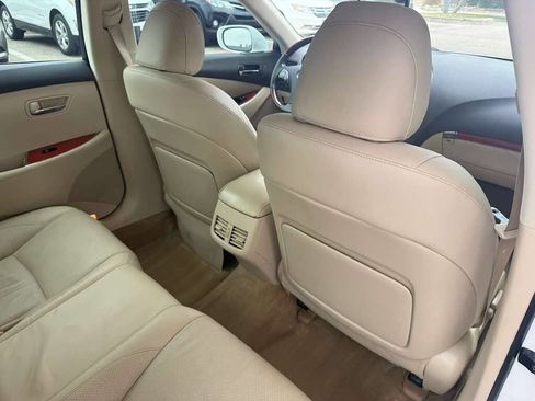 Used 2011 Lexus ES 350 image 17