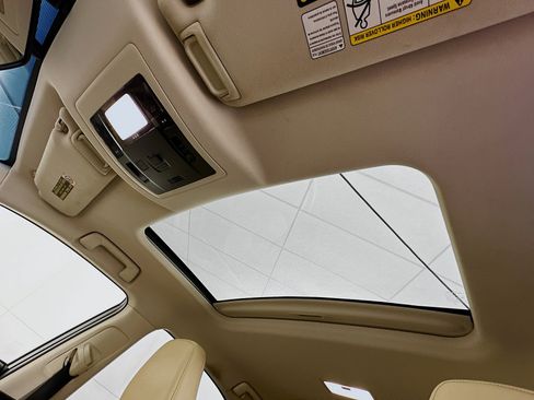 Used 2015 Lexus NX 300h AWD image 27