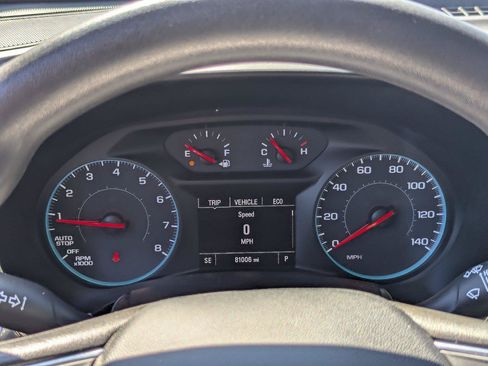 Used 2018 Chevrolet Equinox LS AWD/4WD image 14