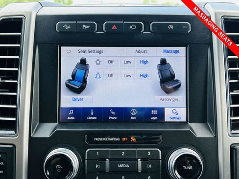 Used 2019 Ford F150 Platinum w/ Equipment Group 701A Luxury AWD/4WD image 8