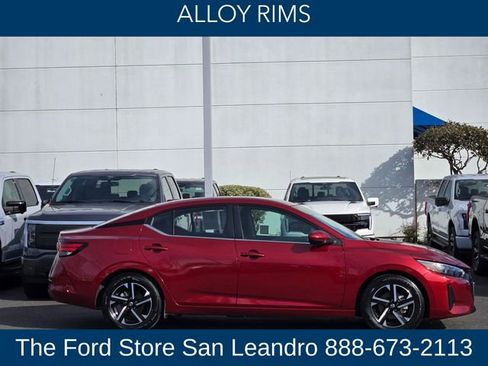 Used 2024 Nissan Sentra SV image 9