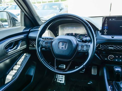 Used 2024 Honda Accord Sport image 15