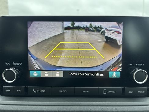 Used 2024 Honda Accord EX image 25