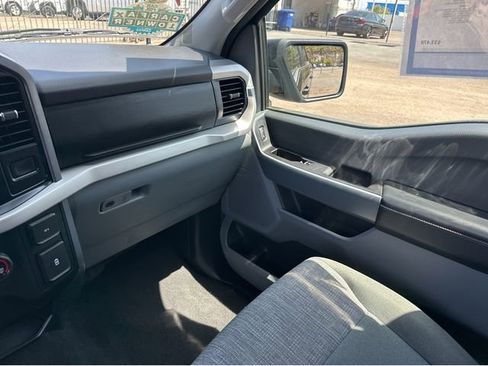 Used 2023 Ford F150 XLT RWD image 27