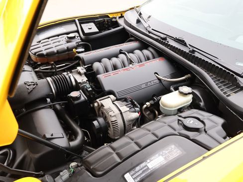 Used 2002 Chevrolet Corvette Convertible w/ Preferred Equipment Group2 image 27