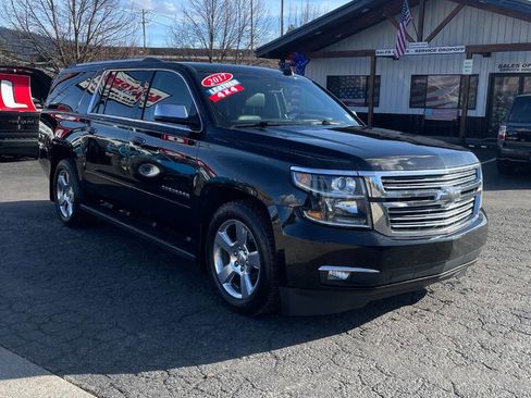 Used 2017 Chevrolet Suburban Premier image 7
