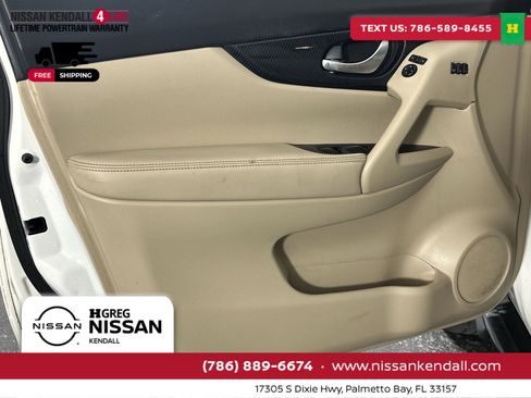Used 2017 Nissan Rogue SL w/ SL Premium Package image 33