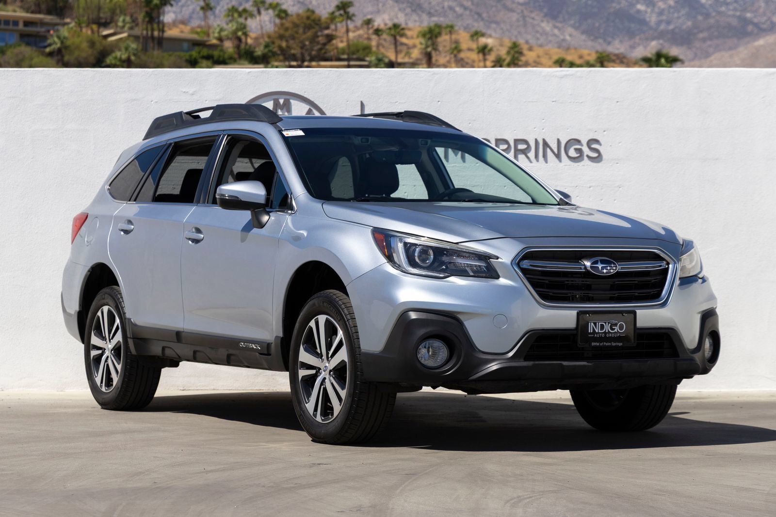 Used 2019 Subaru Outback 3.6R Limited AWD/4WD image 2