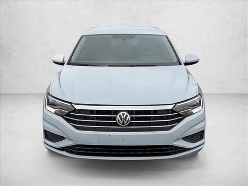 Used 2019 Volkswagen Jetta FWD image 2