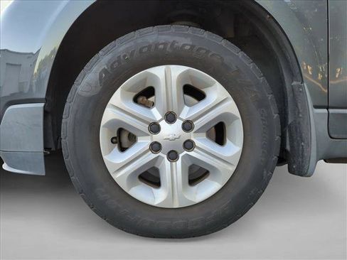 Used 2014 Chevrolet Traverse LS FWD image 13
