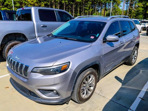 Used 2020 Jeep Cherokee Latitude Plus FWD image 1