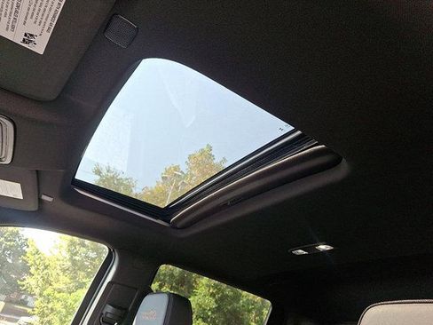 Used 2024 Chevrolet Silverado 1500 High Country w/ High Country Premium Package image 45