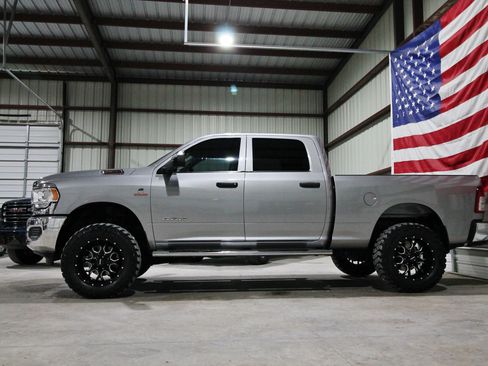 Used 2020 RAM 2500 Tradesman AWD/4WD image 5