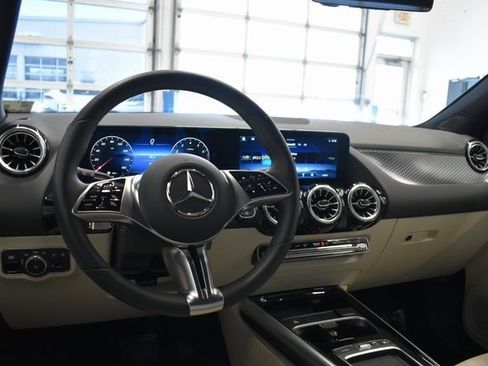 New 2026 Mercedes-Benz GLA 250 4MATIC image 25