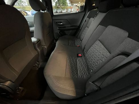 Used 2025 Nissan Kicks SV image 25