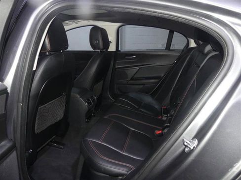 Used 2018 Jaguar XE Prestige AWD/4WD image 27