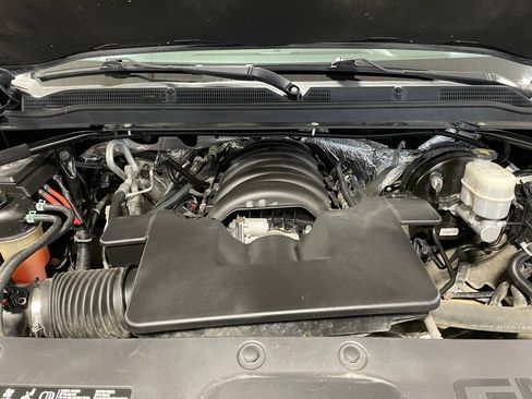 Used 2017 GMC Yukon SLT image 46