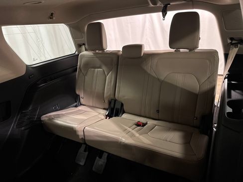 Used 2023 Ford Expedition Limited AWD/4WD image 21
