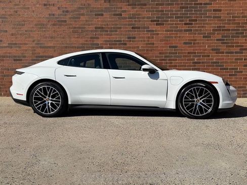 Certified 2024 Porsche Taycan image 8