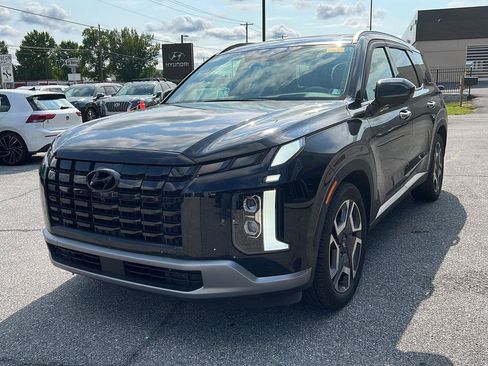 Used 2023 Hyundai Palisade Limited w/ Cargo Package AWD/4WD image 1