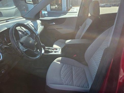 Used 2020 Chevrolet Equinox LT image 6