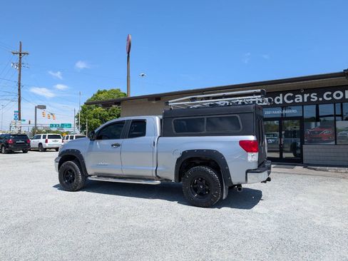 Used 2013 Toyota Tundra 4x4 Double Cab w/ Tow Pkg image 9