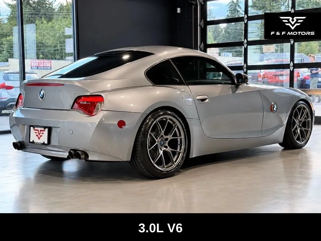 Used 2008 BMW Z4 3.0si RWD image 3