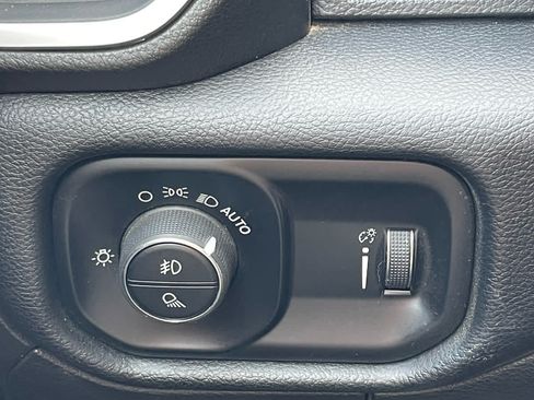 Used 2021 RAM 1500 Big Horn AWD/4WD image 24
