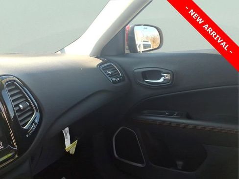 Used 2020 Jeep Compass Limited image 20