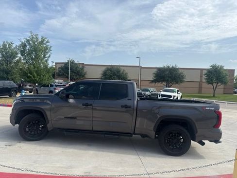 Used 2023 Toyota Tundra SR5 w/ SR5 Convenience Package RWD image 5