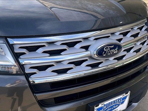 Used 2019 Ford Explorer XLT FWD image 33